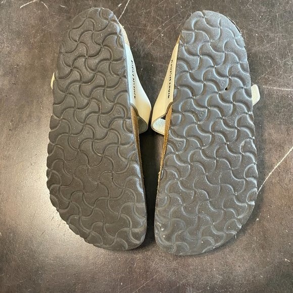 Birkenstock Gizeh T Strap Flip Flops Women’s Size 36 - Picture 9 of 11